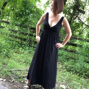 Old Navy Size M Black Cotton Maxi Dress